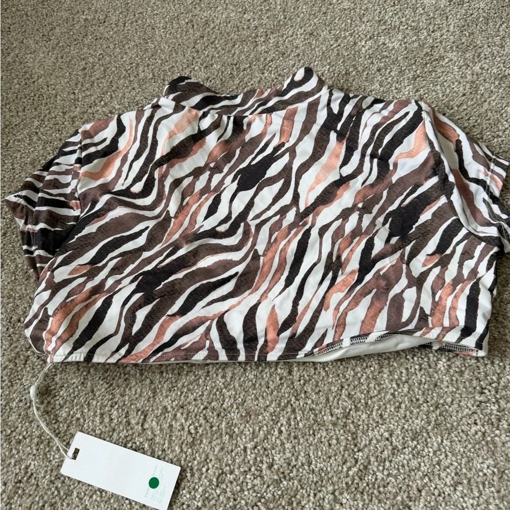 Frankie’s Bikinis Leigh Bikini Top in Tiger XS